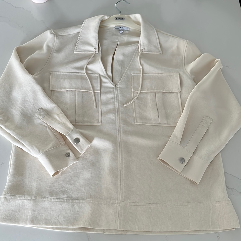 Reiss top